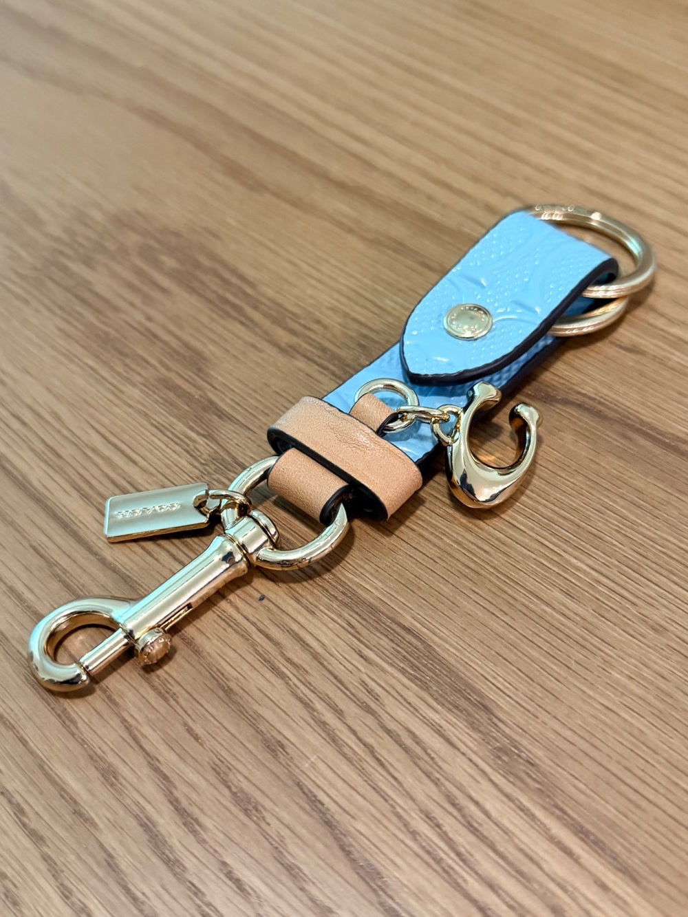 Coach Trigger Snap Bag Charm Keychain - Picture 2 of 5